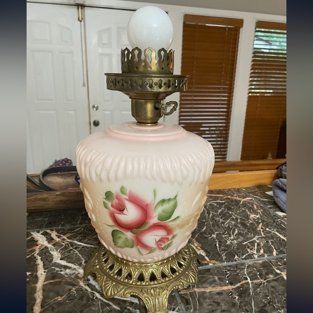 Vintage GWTW Horse Carriage Embossed Hand Painted Electric Lamp~Base Only